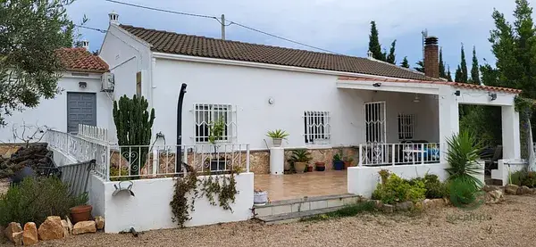 Finca Rustica con Casa de Campo en L Ampolla