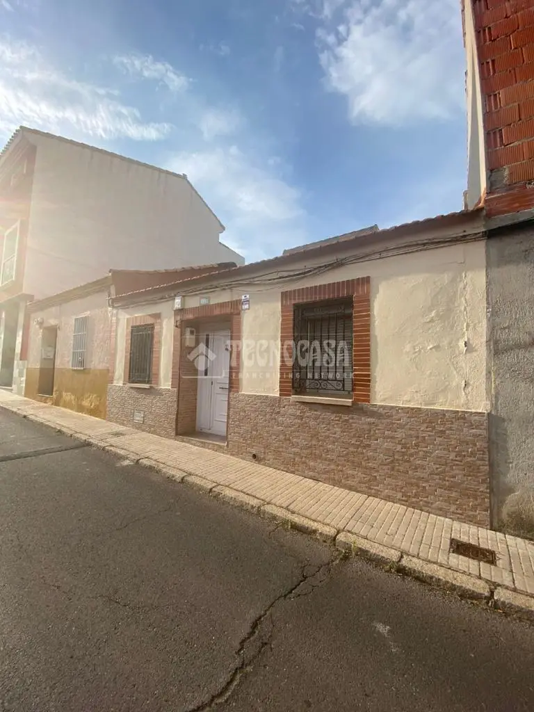 Casa en Venta en Puertollano Calle Luis Dorado 84m2