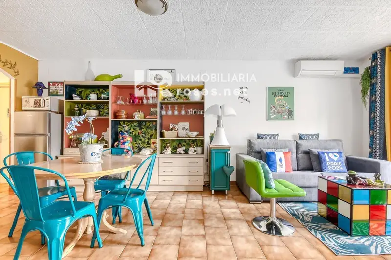 Piso en venta en Roses, Girona