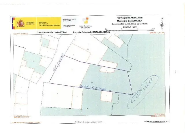 Casa en venta en Almansa, Albacete: 175m2, Patio 100m2, Para Reformar