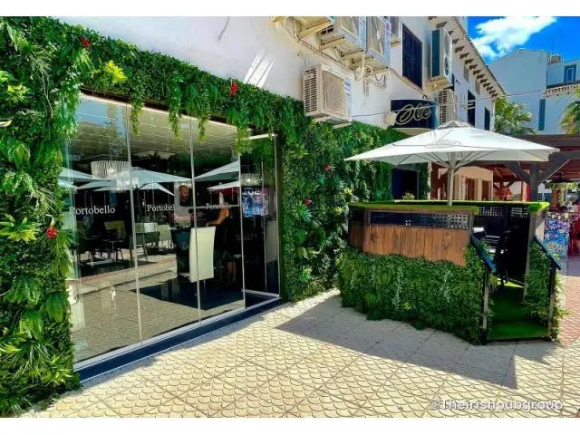 Restaurante en Villamartin Plaza Traspaso