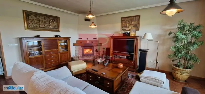 Chalet en Sariegos 190m2 3 dormitorios 2 baños Garaje Jardin
