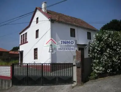 Casa Chalet en Venta Pedroso Naron La Coruna 142m2 con Terreno