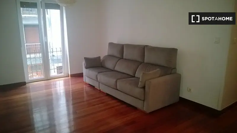 Habitacion en piso compartido San Sebastian