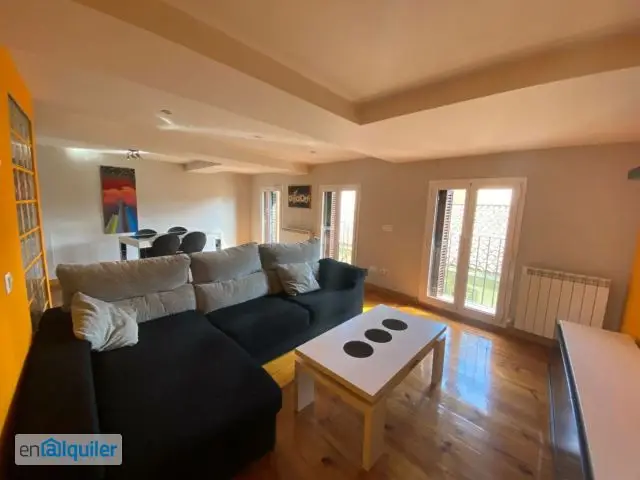 Alquiler piso con 2 habitaciones Casco antiguo