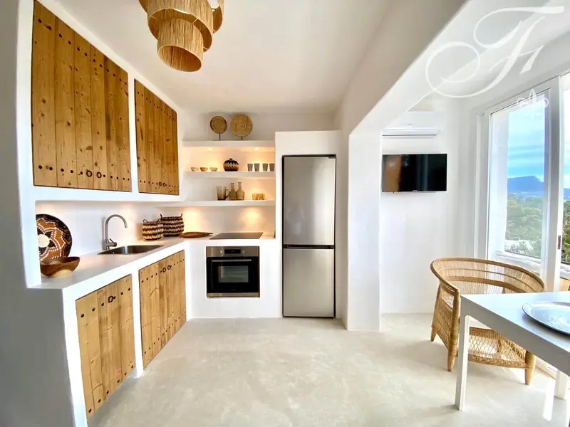 Apartamento reformado en Cala Vadella, Ibiza