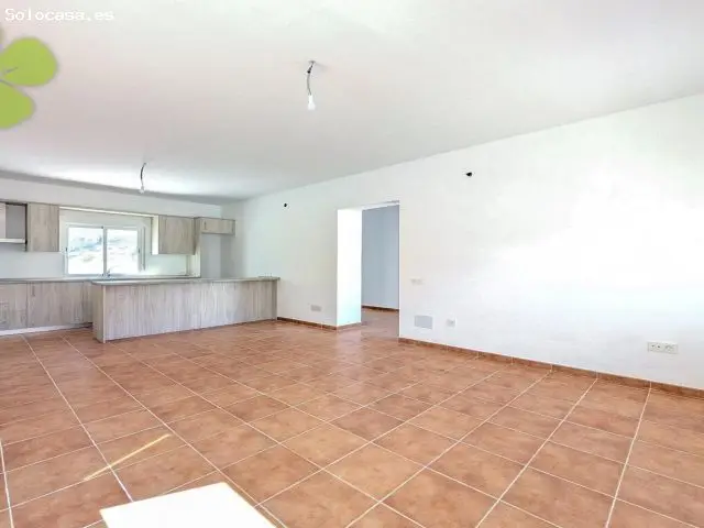 Villa en Venta en Cantoria Almeria Amplia con Vistas Panoramicas