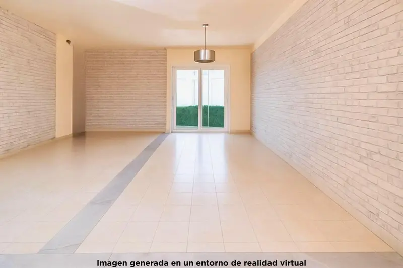 Piso en Centro Granada: Ideal Inversores y Primera Vivienda