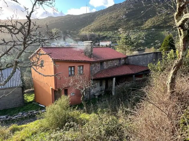 Casa Rural en Rianxo con Jardin y Garaje Doble