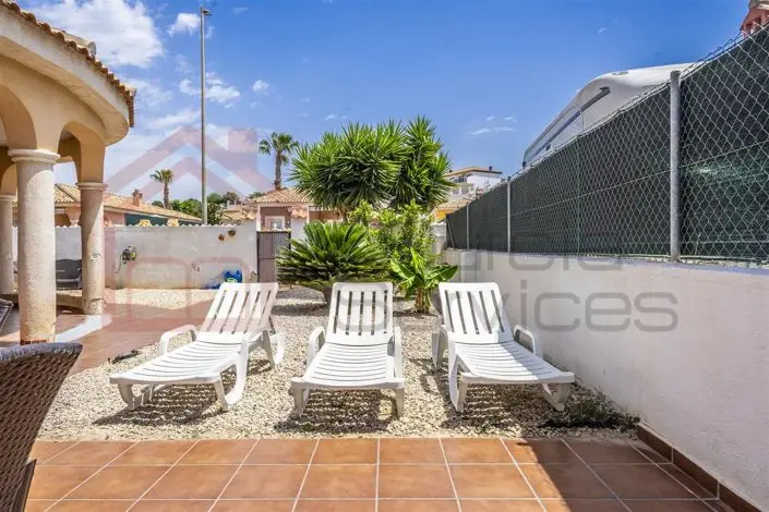 Villa de Lujo en Venta 4 Dormitorios Piscina Privada