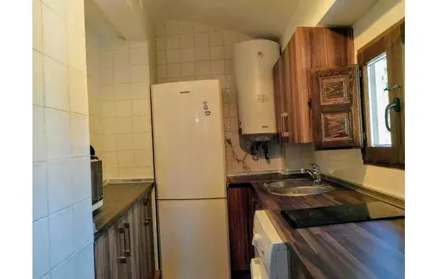 Apartamento 1 Dormitorio 90m² Granada Amueblado
