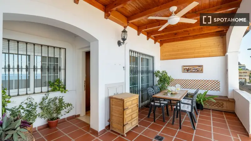 Apartamento 2 Dormitorios Alquiler Roquetas de Mar