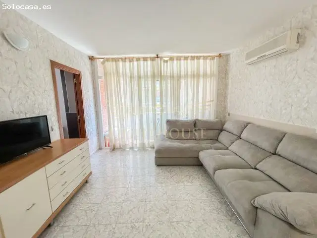 Apartamento en Fenals Lloret de Mar con Piscina