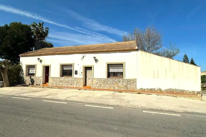 Villa de 5 Dormitorios en Venta cerca de Rojales