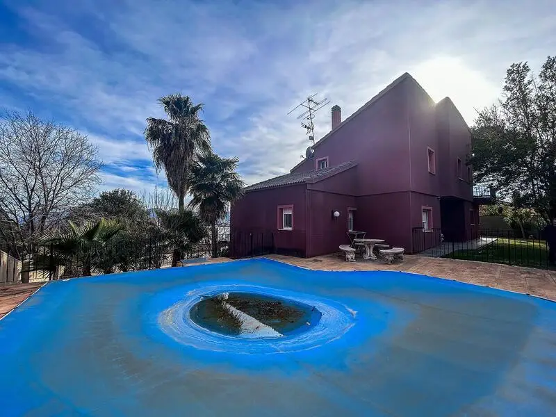 Villa de 7 habitaciones con piscina en Onil