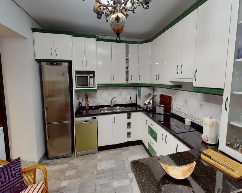 Casa en venta en Andújar 421m2 4 habitaciones 2 baños