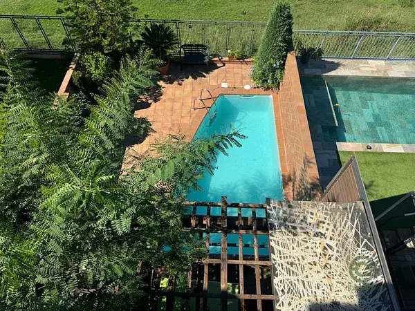 Adosado Rústico con Piscina y Spa en Zona Exclusiva