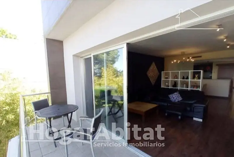 Chalet en Venta Chiva Valencia Piscina Garaje Terraza