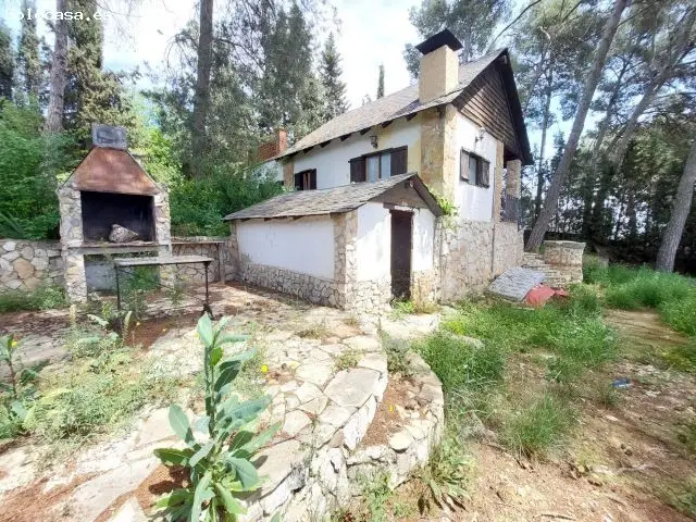 Casa en Pinedes Darmengol a Reformar con Jardin