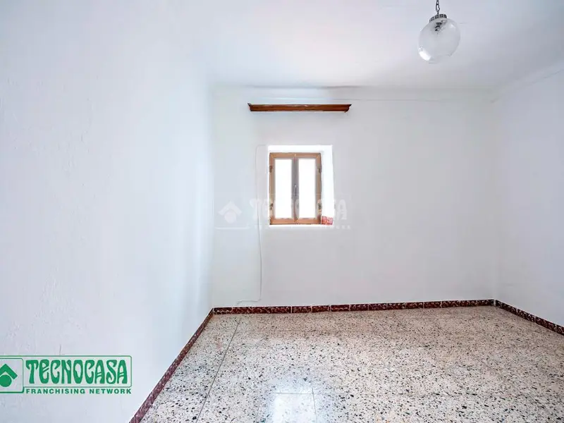 Casa en Venta Ardales 2 Plantas 2 Dormitorios