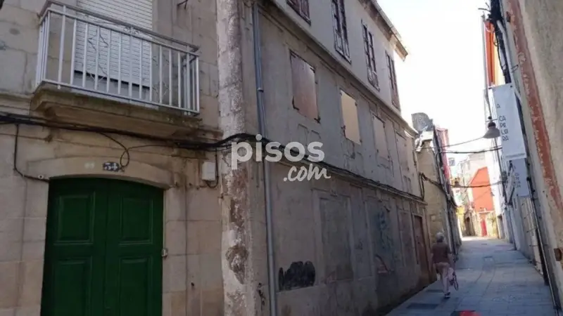 Casa en Marín zona centro para reformar o construir