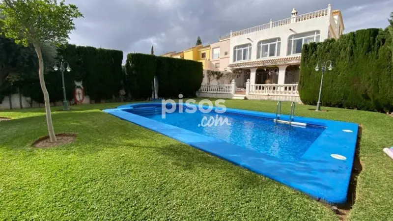 Chalet en venta en Las Marinas de Vera cerca de la playa