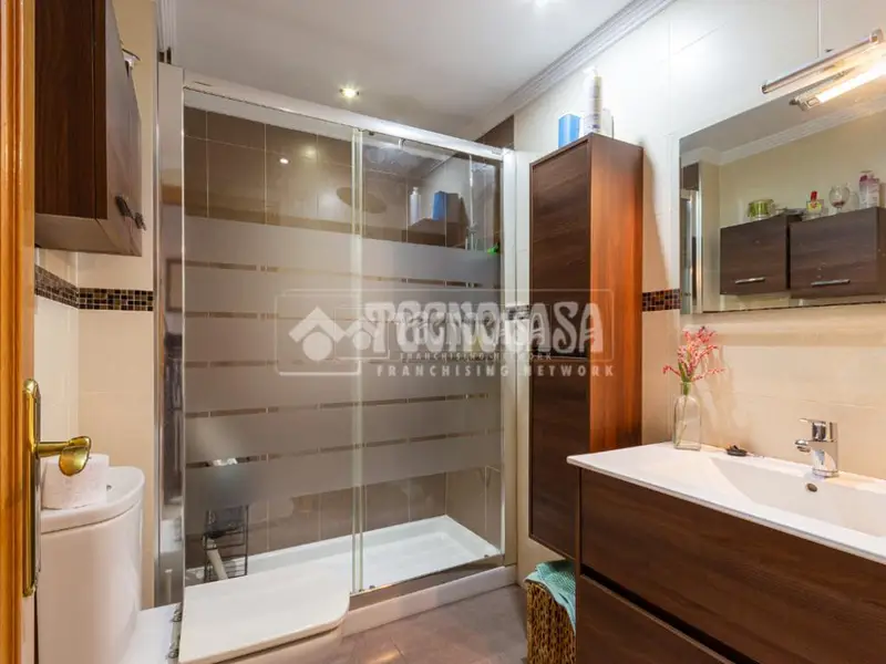 Piso en venta Velez Malaga zona Capuchinos 135m2 4 dormitorios 2 baños