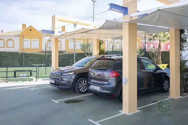 Casa en Islantilla Real con Vistas al Golf y Piscina