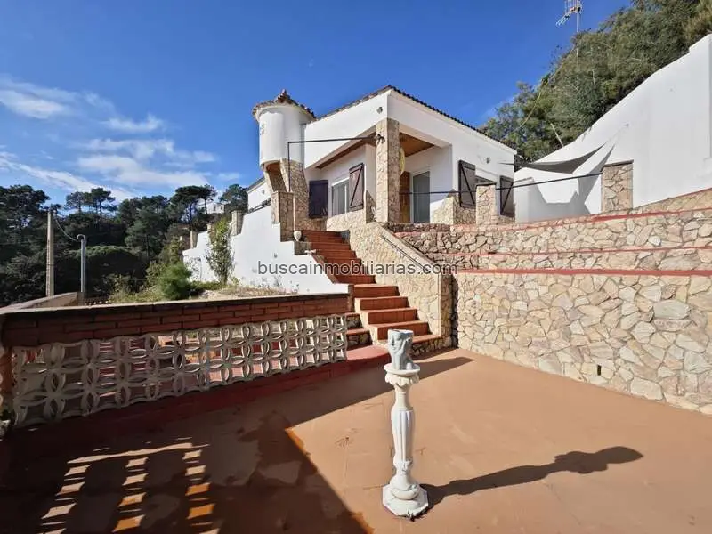 Casa en Montlloret con Jardín y Barbacoa