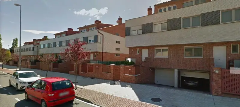 Venta Chalet 5 habitaciones Mutilva Alta