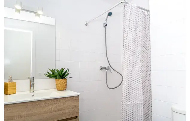 Alquiler Habitacion 11m2 Girona Cerca Universidades y AVE