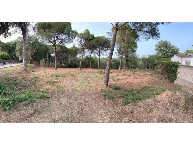 Parcela en Venta Caldes de Malavella Girona 1680m2