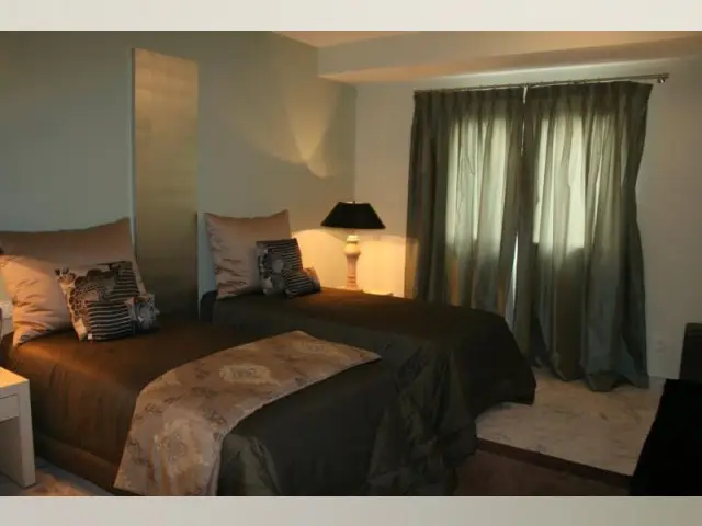 Dúplex de Lujo en Puerto Banús 3 Dormitorios 4 Baños Vistas al Mar