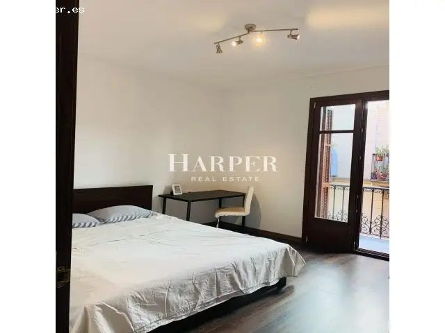 Apartamento 4 Dormitorios Barcelona Centro Historico