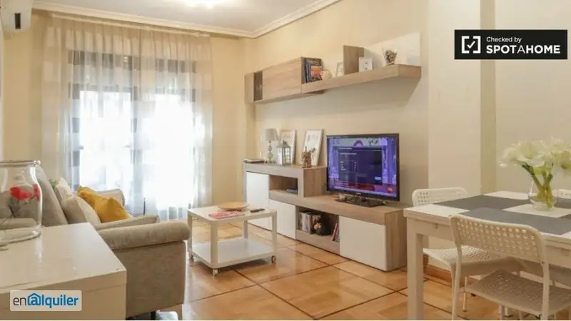 Apartamento 1 Dormitorio Sol Madrid Amueblado Gastos Incluidos