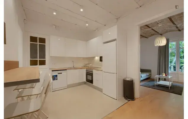 Alquiler Apartamento 3 Dormitorios Barcelona 3-24 Meses