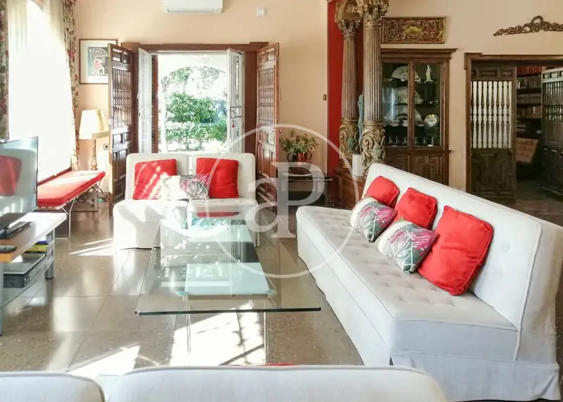 Casa en Colonia Camarines con Piscina y Jardin 3500m2