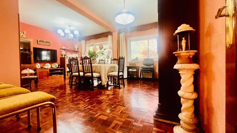 Piso en venta en Adelfas Madrid 5 habitaciones 3 baños