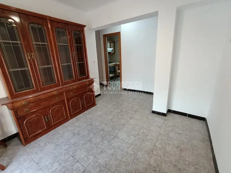 Piso en venta en C. Virgen de los Desamparados