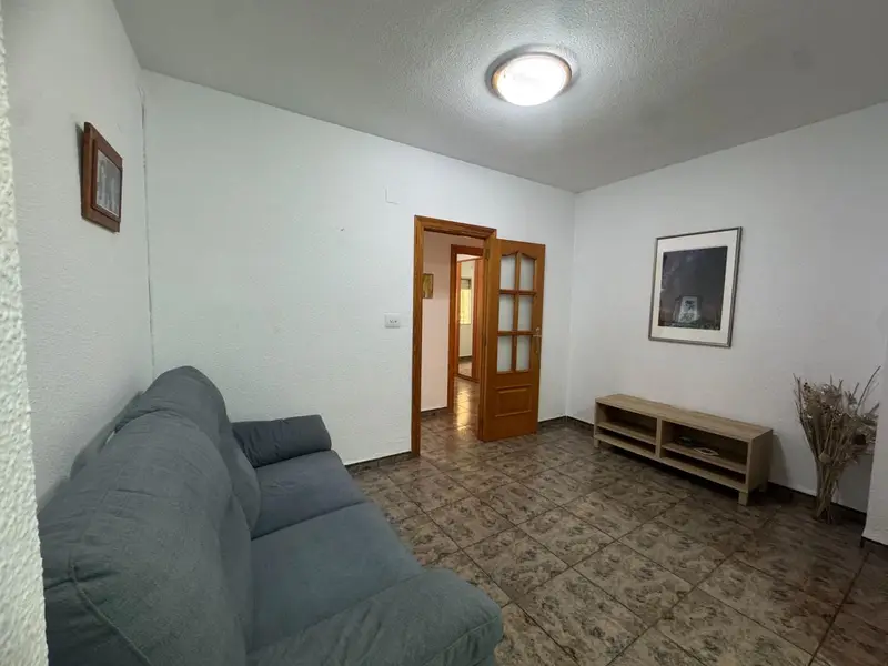 Casa en venta en Llíria casco antiguo con garaje y terraza