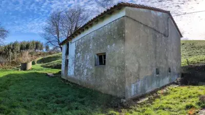 Cabaña Rústica con Finca 35700m2 en Cantabria