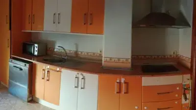 Apartamento en alquiler en A Muy Pocos Metros de La Plaza de Costitución