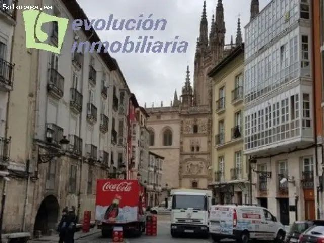 Local Comercial en Burgos Centro Frente a la Catedral