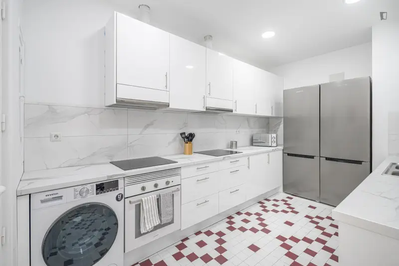 Habitación en alquiler Málaga: Amueblada, servicios incluidos