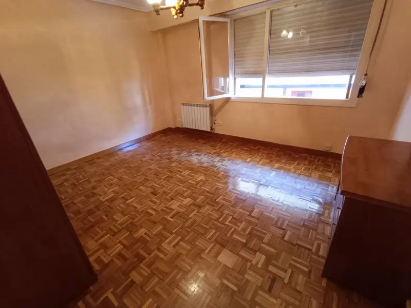 Venta Piso con Calefacci	ón en Centro Mondrag	ón