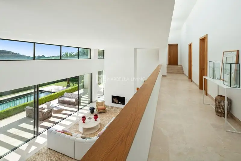 Villa de 6 Dormitorios en Casares Málaga