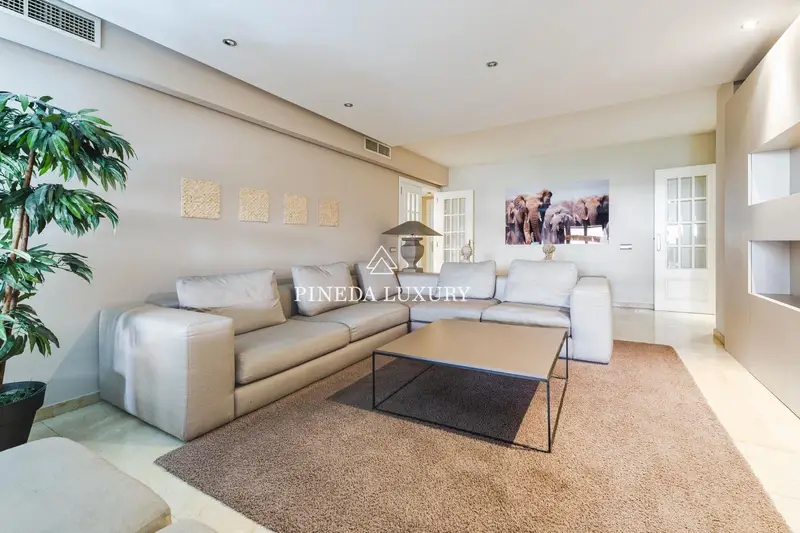 Piso en venta en Valencia ciudad junto Palau de la Musica