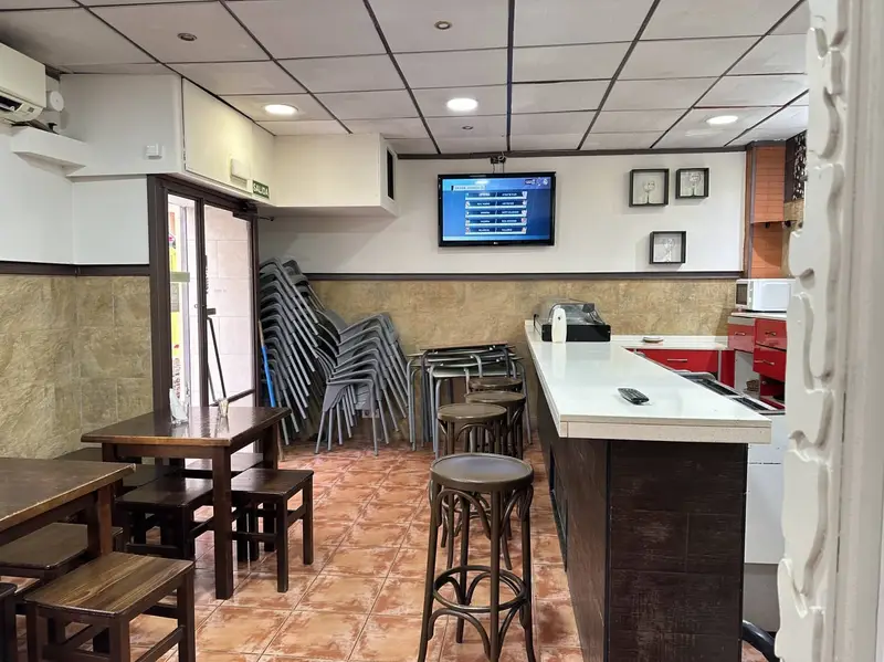 Bar en Venta Torredembarra Totalmente Equipado