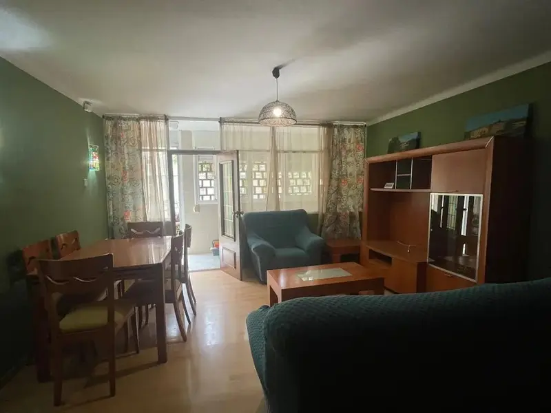 Apartamento 3 dormitorios 1 ba																																																																																																																																																																																																																																																																																																																																																																																																																																																																																																																																																																																																																																																																																																																																																																																																																																																																	
ño Barcelona Alquiler