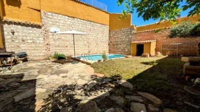 Chalet en Venta 5 Dormitorios 4 Baños Piscina Jardin